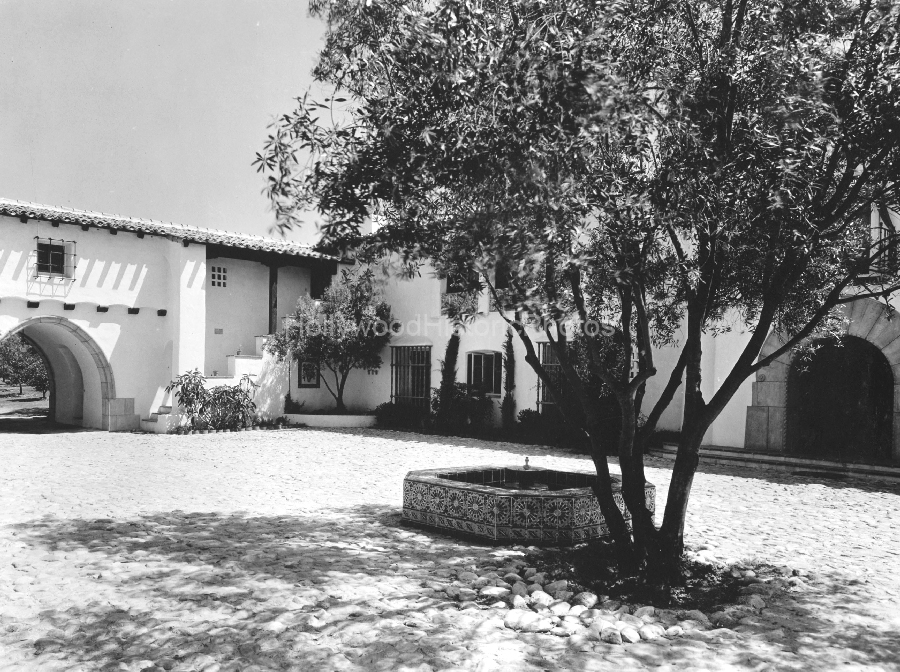 Frances Marion Estate 1924 WM.jpg